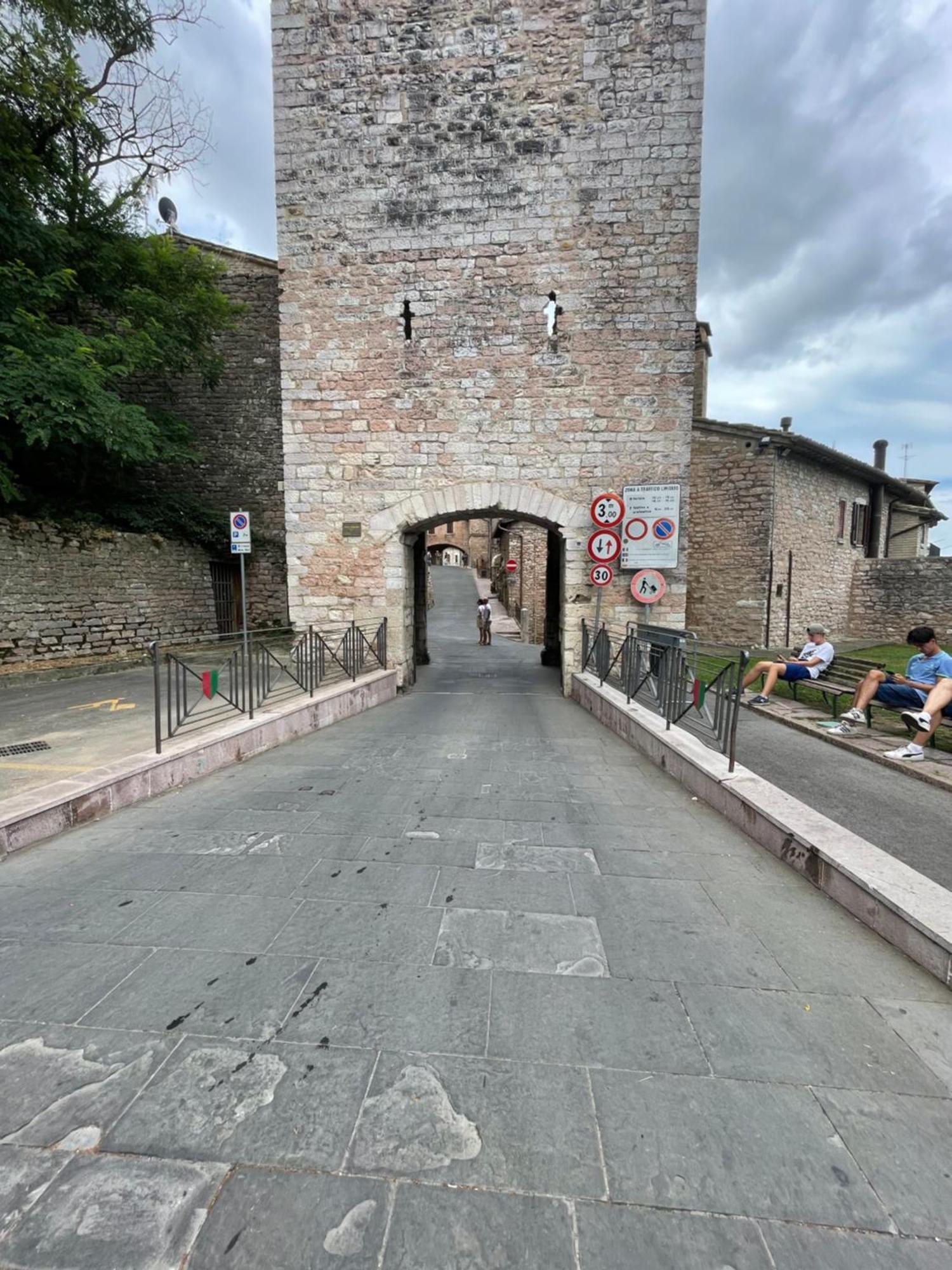 Apartmán Happy House - Porta San Giacomo Assisi Exteriér fotografie